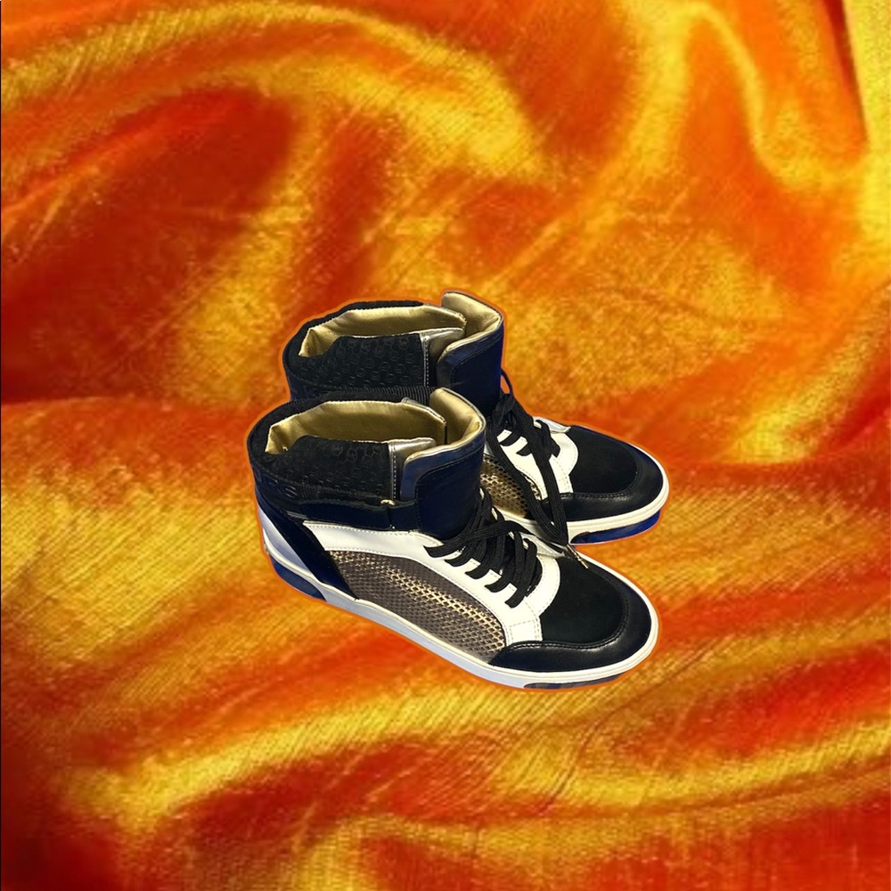 Michael Kors High Top Sneaker